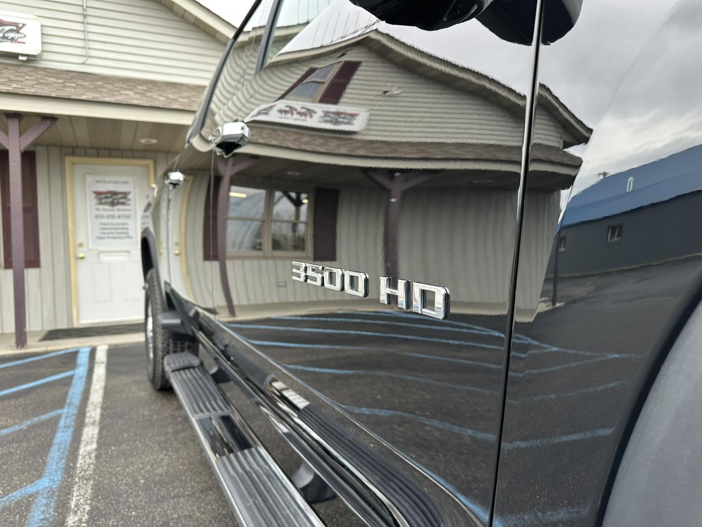 Mirror-like reflection on corrected, ceramic-coated paint